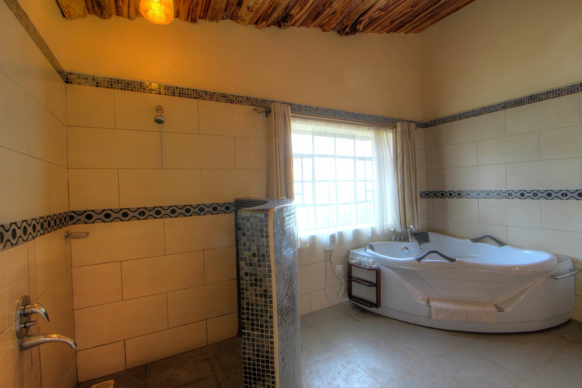 Naivasha Kongoni Lodge - Lakefront Getaway Екстериор снимка